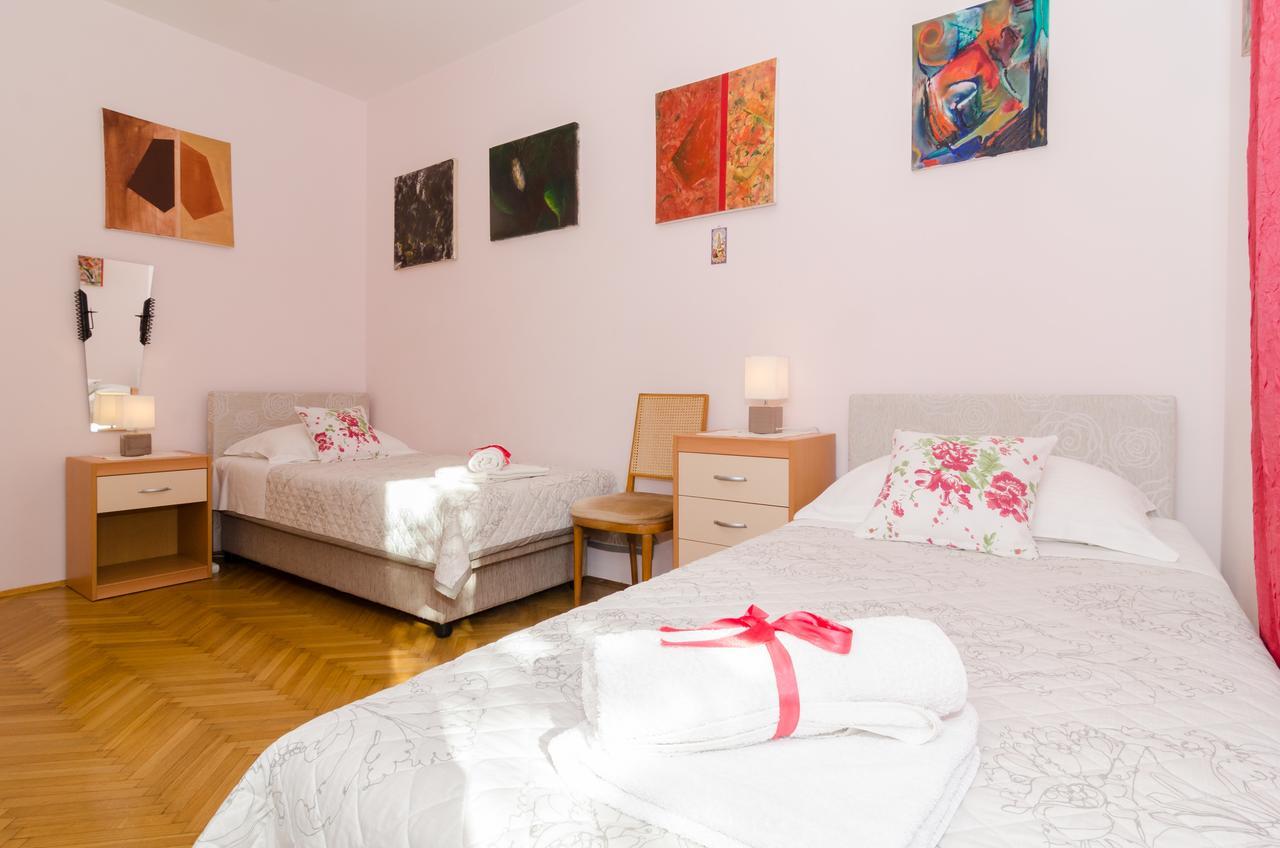 Apartment Red Orange Дубровник Экстерьер фото